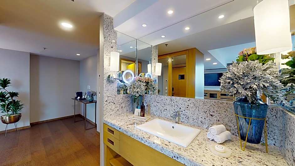 Marquis Reforma Hotel & Spa