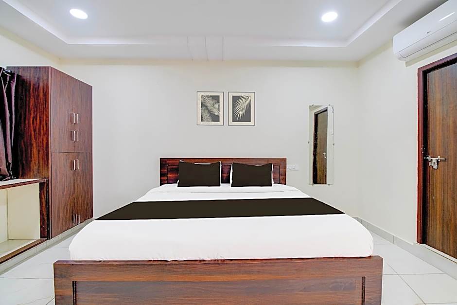 Hotel O Ramavarapadu Near PVR Icon