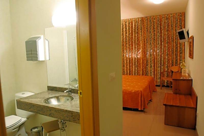 Hotel Fonda Neus