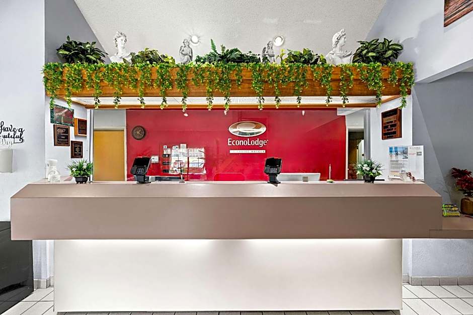 Econo Lodge London North