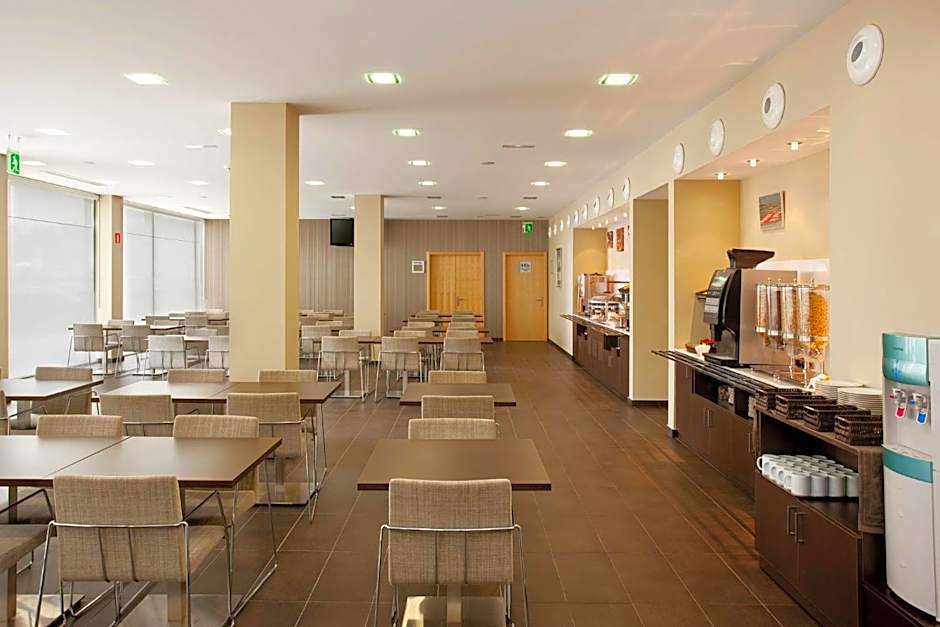 Holiday Inn Express Sant Cugat By IHG