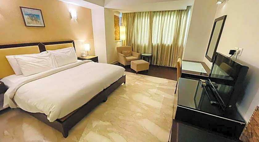 Venizia Sarovar Portico Delhi