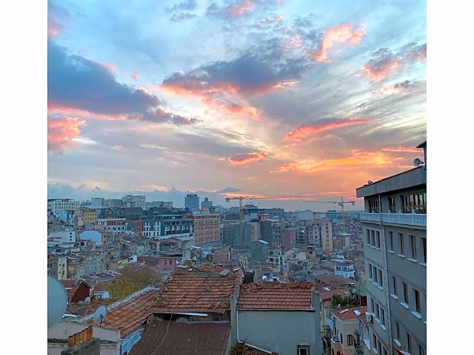 The Row Taksim Hotel