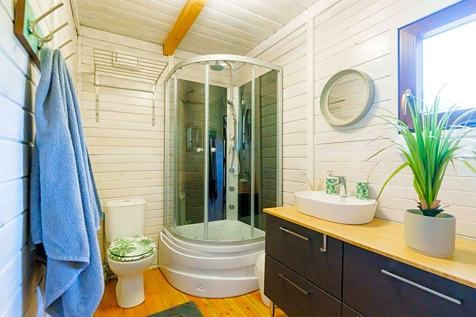 Domek letniskowy nad jeziorem