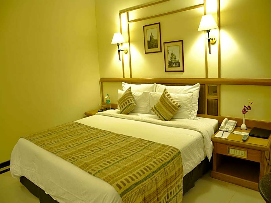 Aditya Park-A Sarovar Portico Hotel