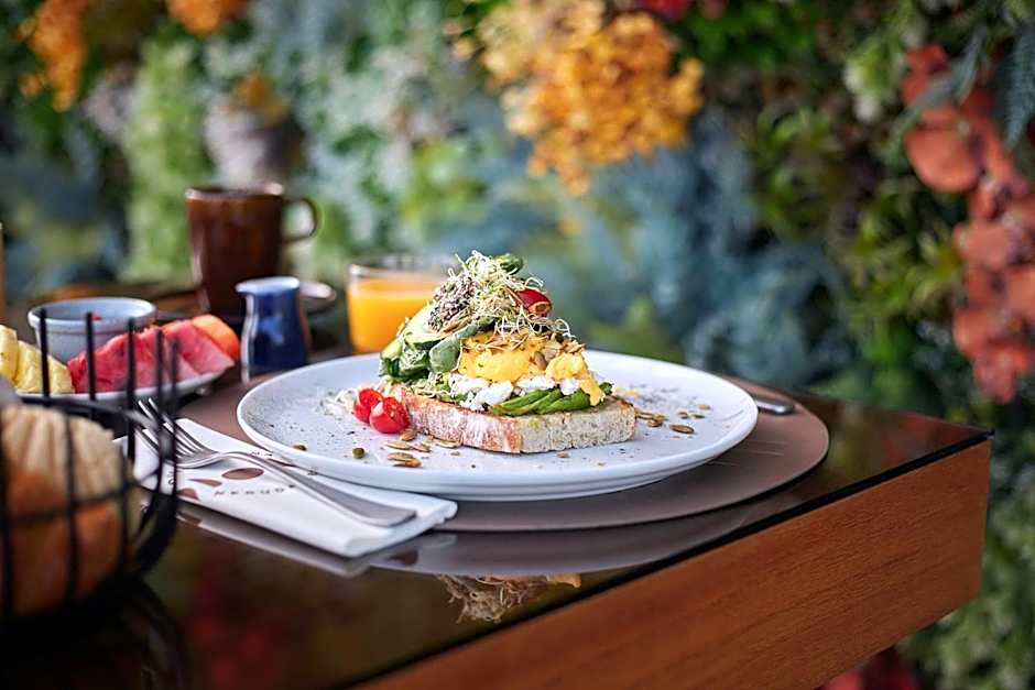 Voco Guadalajara Neruda By IHG