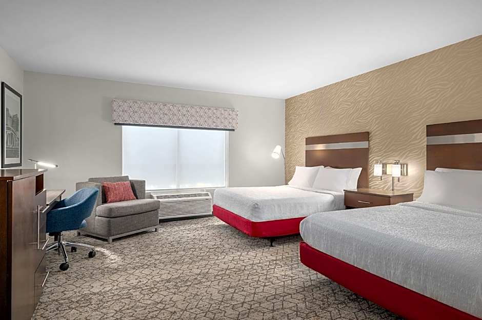 Photo 1 of 3 of 2 Queen Beds, Mobility Accessible, Bathtub