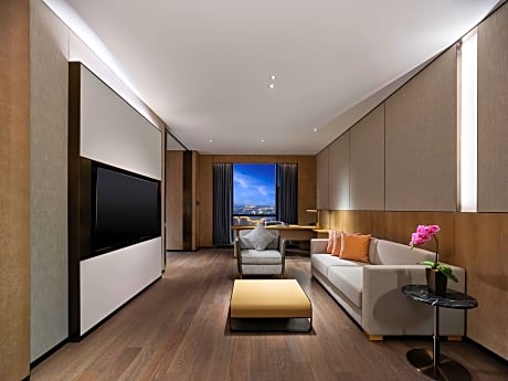 Twin Executive Suite