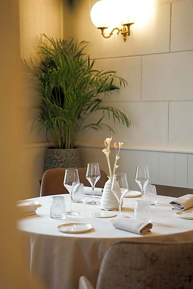 Logis Hôtel La Brèche - Restaurant Berthelot