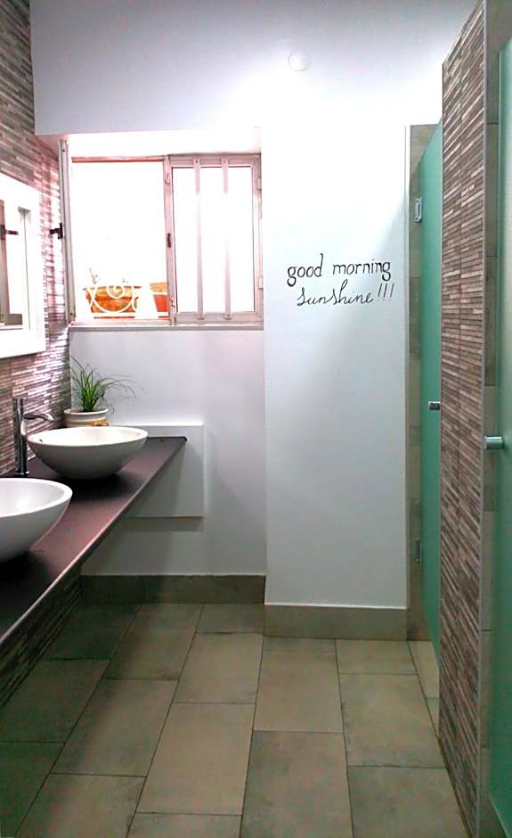 Aloha Hostel