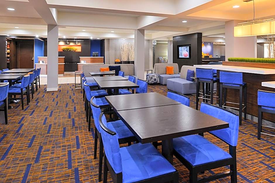 Courtyard by Marriott Milwaukee North/Brown Deer