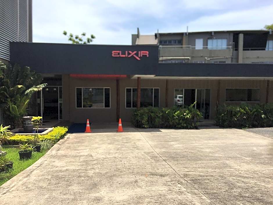 Elixir Apartment Hotel