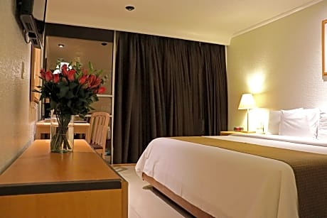 double king size bed