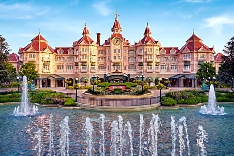 Disneyland® Hotel