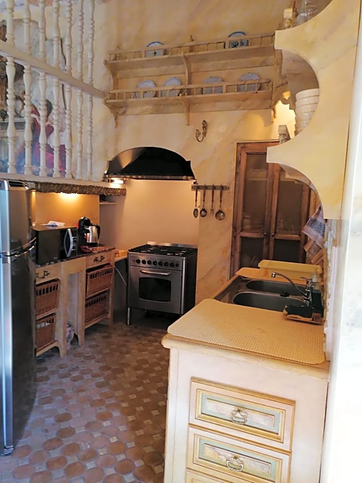 Château De Mauriac – Senouillac, CO