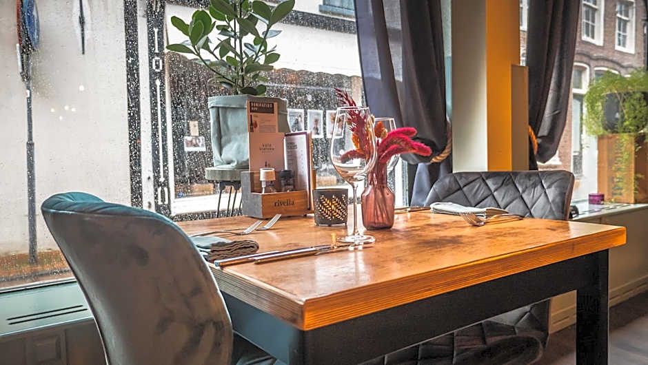 Hotel Cafe Restaurant 't Raedhus