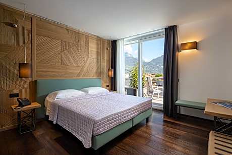 Penthouse Apartment with Terrace