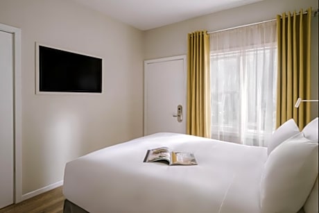 Guest room, 1 Queen