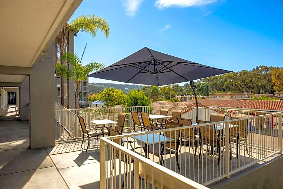 La Quinta Inn & Suites by Wyndham San Diego Scripps Poway