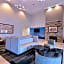 Holiday Inn Express Hotel & Suites Milwaukee Airport By IHG