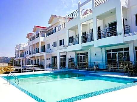 OYO 921 Sorrento Hotel And Resort