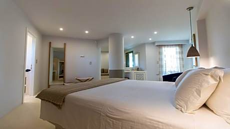 Family Sea View Room