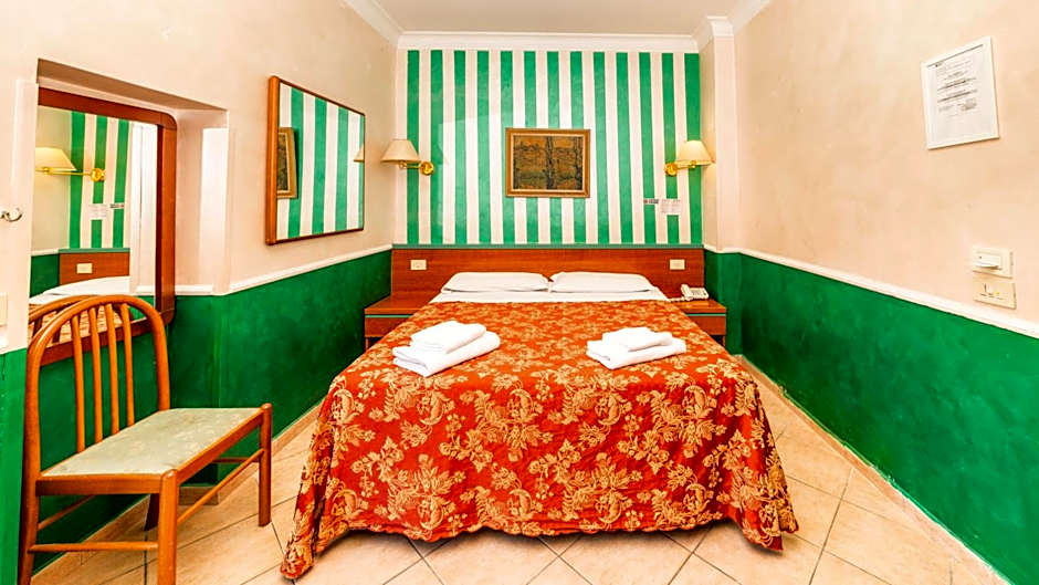 Hotel Center 3