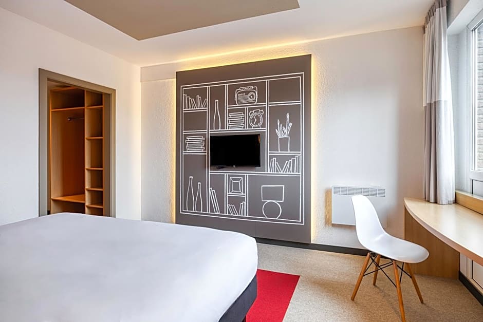 B&B HOTEL Mons Gare