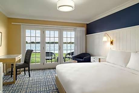 King Room with River View and Balcony