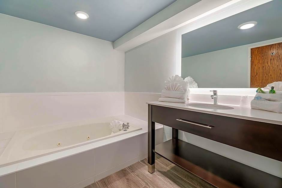 Heidel House Hotel and Conference Center, Ascend Hotel Collection