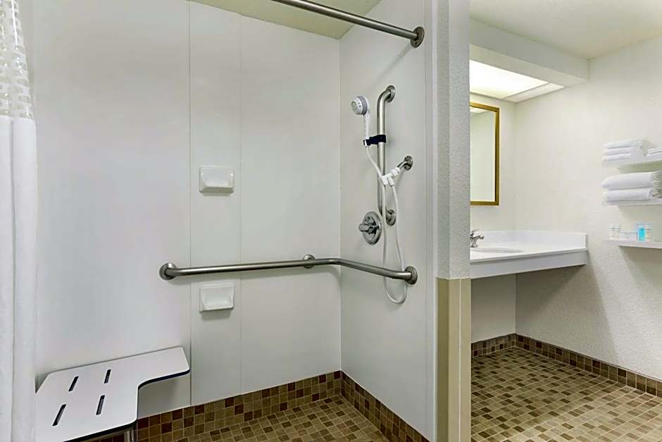Hampton Inn & Suites Tarpon Springs
