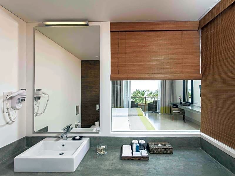 Amaya Beach Pasikudah