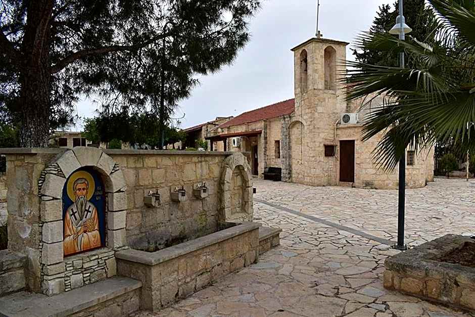 Arodes AsteriA Volunteer & Youth ECO-house