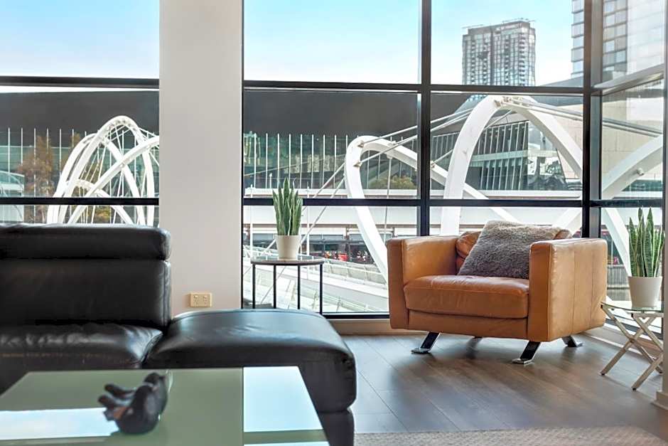 Waterfront Melbourne Apartments