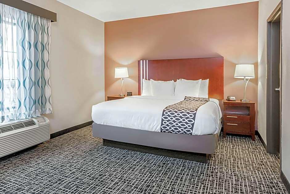 La Quinta Inn & Suites by Wyndham Oklahoma City Yukon