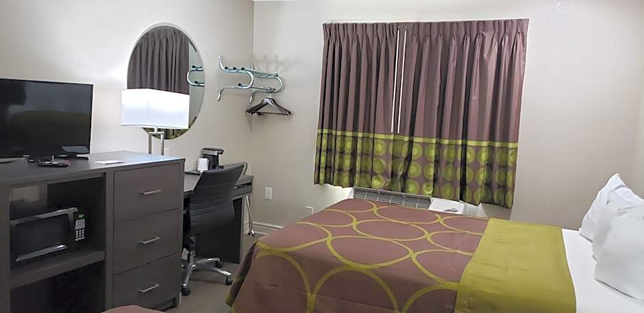 Super 8 by Wyndham Goodyear/Phoenix Area