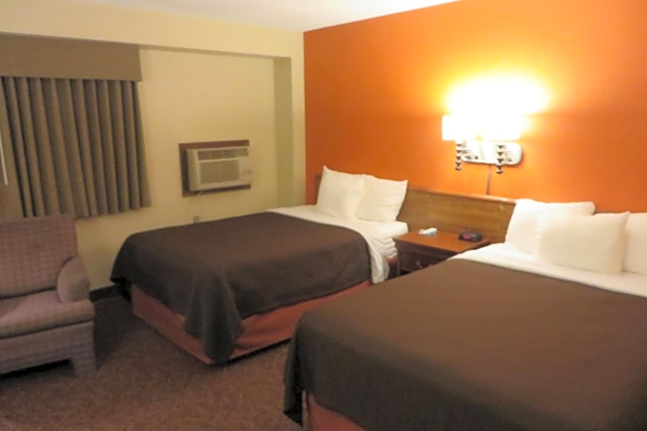 AmericInn by Wyndham Forest Lake