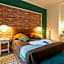 Capital Rooms