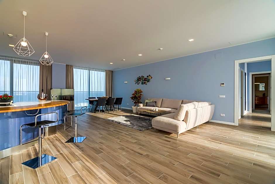 Nyota Hotel & Conference Center