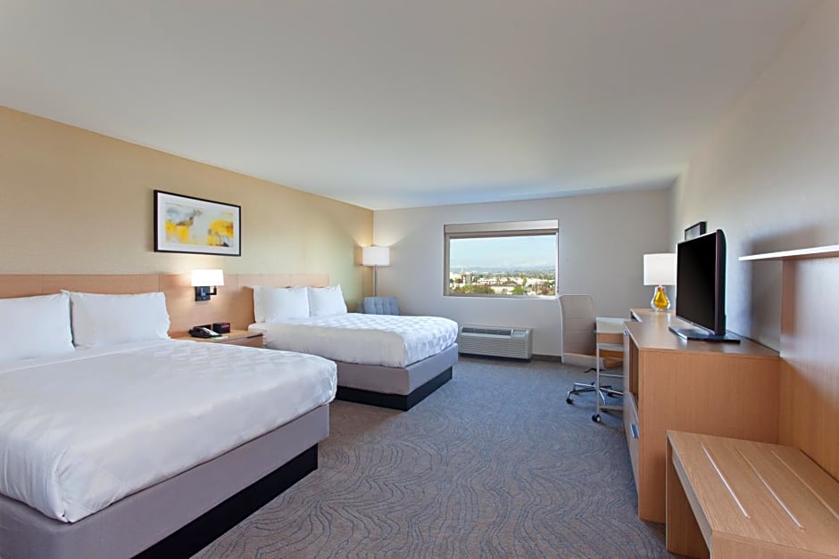 Holiday Inn Los Angeles - LAX Airport By IHG