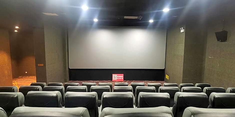 ibis Weihai Oriental New Ground  Hotel