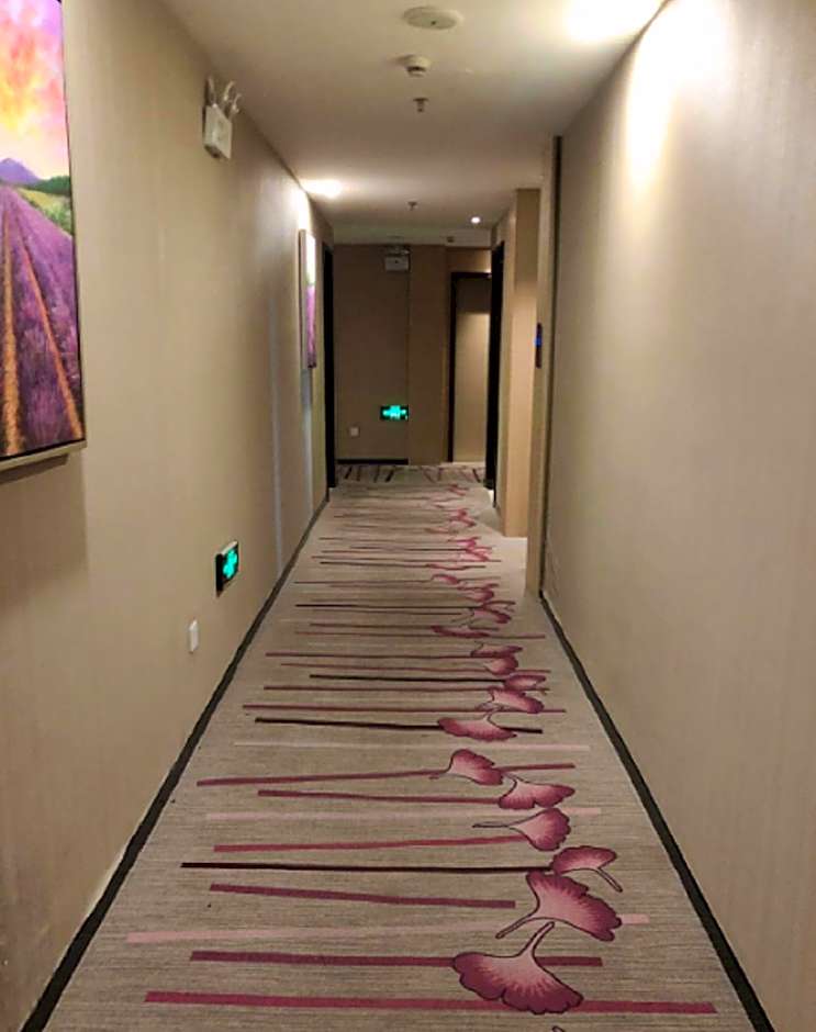 Lavande Hotels· Nantong Development Zone Xinghu 101 Plaza Store