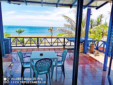 Family Room with Sea View