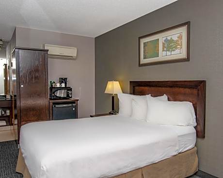 Coast Lethbridge Hotel & Conference Centre