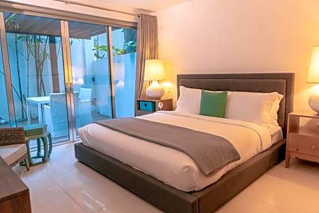 Three-Bedroom Suite with Balcony and Ocean View
