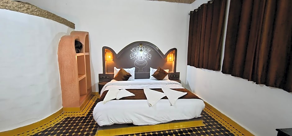 Traditional Riad Merzouga Dunes