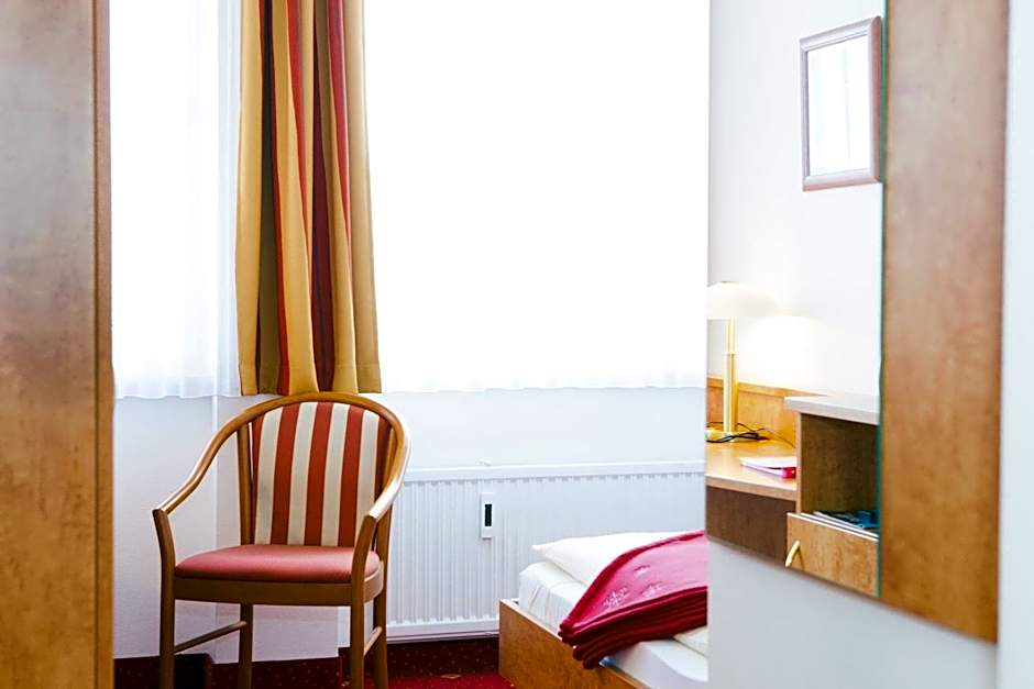 Hotel Am Düsseldorfer Platz