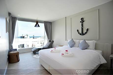 Grand Deluxe Suite