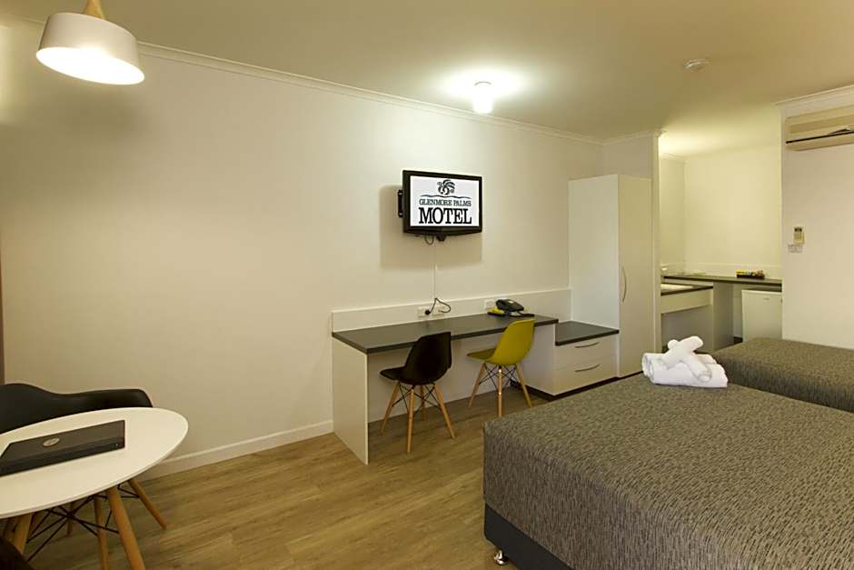 Glenmore Palms Motel