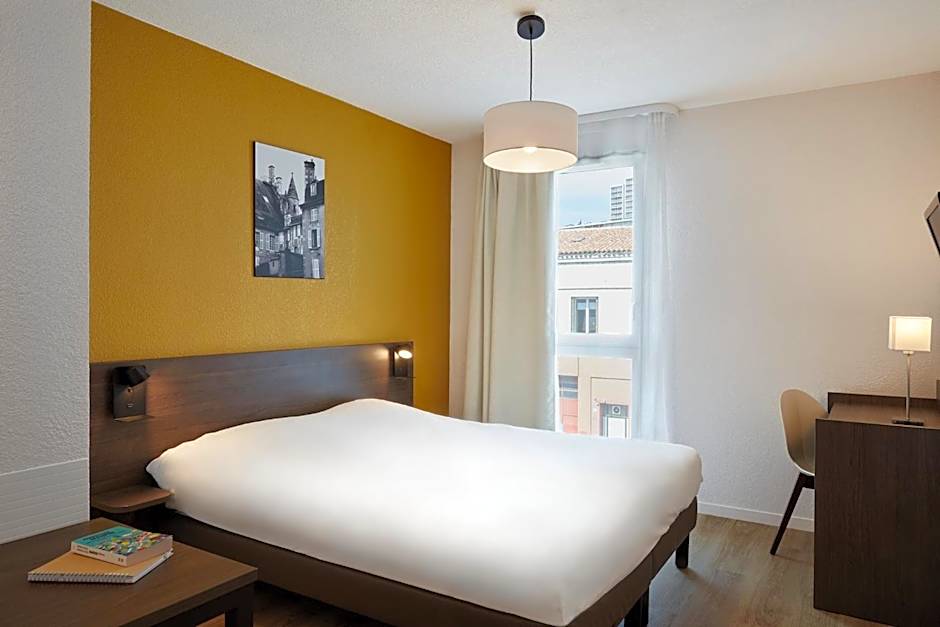 Adagio Access Poitiers Aparthotel